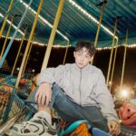 Yu-Jia Lin Instagram - e步e步都聽過了嗎～ 還沒聽過的朋友們快去聽喔❤️💕 照片遊樂園篇📷 #林毓家 #家家 #遊樂園 #AcQUA #源少年 #e步e步