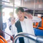 Yu-Jia Lin Instagram - 第三張我目不轉睛看著誰勒🤪 謝謝大家來參加我們快閃活動！ 真的很喜歡跟大家見面❤️💕 #林毓家 #家家 #AcQUA #快閃 #源少年 #雙層巴士