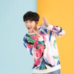 Yu-Jia Lin Instagram - 買起來❤️🥰 真的敲好用 就像貢丸說的 @hrcbrian_beastcrew 我真的被他梳直頭髮了🤣 Coeur d’enfant 童心梳x AcQUA 源少年 預購開跑啦！ 下單購買除了送官方限定的照片小卡組合 還會隨機贈送15張我們的親筆簽名拍立得喔！ 超Q梳子點這邊👇🏻👇🏻👇🏻 https://www.twenty-c.com/categories/coeur-denfant ＠c_oeur_denfant ＠twenty_c_plus