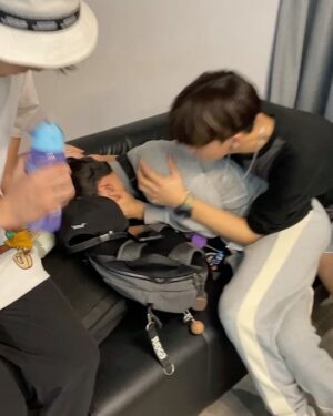 Yu-Jia Lin Instagram - 搞怪系列5
須也有搞怪的一面🤪
但我們還是比較瘋🤪
最後一部有新cp了😅
#AcQUA #林毓家 #搞怪 #搞怪系列