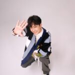 Yu-Jia Lin Instagram - 我的全新單曲布朗尼已經在各大平台上架了❤️ 你們快去聽！ 不准反駁ㄏㄚˋ聽到了沒😠 #布朗尼 #林毓家 #家家 #AcQUA #源少年