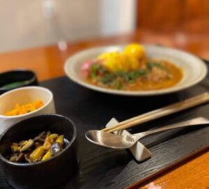 Yu Seki Instagram - 母親が徳島にスパイスカレーの店をオープンしたようです。

昔から料理にはかなり凝ってた母ではありますが、コロナ禍の楽しみにしていたというカレー作りが勢い余ってお店を出すまでに至ったそうです。

元々、やりたい事を仕事にしたいタイプの母親だけど、子育てが終わって随分経ち、ようやくやりたいことをを見つけた母を心から応援したいと思います。

どうか近所の方は食べに行ってやってください。

@_ikyoi_ 

〒774-0011 
徳島県阿南市領家町土倉１４−１