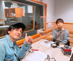 Yu Takahashi Instagram - 5月31日〜のリアラジにりゅうちゃんが来てくれます！

#リアラジ
#実は初登場
#flumpool
#山村隆太
#高橋優
#takahashiyu