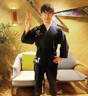 Yu Takahashi Instagram - 2022.7.21
高橋優FC会員限定
弾き語り配信LIVE
「胡坐」2022
～白橋でも黒橋でもない高橋～

ご視聴ありがとうございました！
13年目も引き続きよろしくお願いします！

#高橋優
#高橋優8thALBUM
#AmazonMusicStudioTokyo
#弾き語り