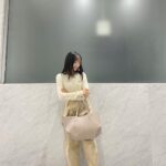 Yui Oguri Instagram - 落ち着いた色の季節🥯🍂🗒️ 大きくて荷物が多い日には いっぱい入る~☺︎ #polene #PR