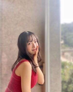 Yui Oguri Instagram - 夏が終わる前に夏らしく…☺︎♡

#夏服
#ピヌエ#pinue
