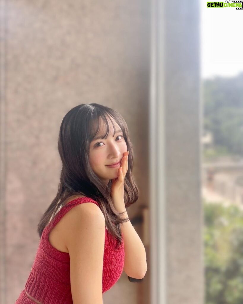 Yui Oguri Instagram - 夏が終わる前に夏らしく…☺︎♡ #夏服 #ピヌエ#pinue
