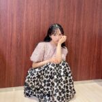 Yui Oguri Instagram - LOVE it 🐄🩶 最近、アクセサリーがすきです☺︎ #ラヴィット #ヘアアレンジ #マグネットピアス #アクセサリー