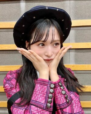 Yui Oguri Instagram - アイドルなんかじゃなかったら。

人生0に戻っても
アイドルがいいなぁ。

#FNS歌謡祭
#AKB48
#たまにはアイドルっぽい写真