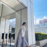 Yui Oguri Instagram - もこもこもこ🧸🫧 特に靴がかわいい…。 #ライオンのミライモンスター #甘々コーデ #クマコーデ #merryjenny
