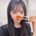 Yui Oguri Instagram - にんじん🐇🥕 髪伸びました~伸ばそうかなぁ〜