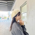 Yui Oguri Instagram - ロングブーツの時期だね~☺︎ 早めのモコモコベレー🐏🍃 #握手会 #秋コーデ#ロングブーツ #セットアップ#ベレー帽 #dazzlin