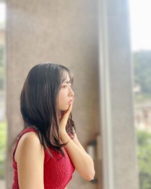 Yui Oguri Instagram - 夏が終わる前に夏らしく…☺︎♡

#夏服
#ピヌエ#pinue