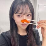 Yui Oguri Instagram - にんじん🐇🥕 髪伸びました~伸ばそうかなぁ〜
