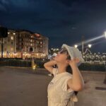 Yui Oguri Instagram - 載せるタイミング逃した 写真たち…🏰🐭💫🤍 テンション高めな私。 お姉ちゃんと夜から行った時の！ ティポトルタ美味しかったぁ◎ #夢の国 #ディズニーシー #disney