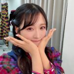 Yui Oguri Instagram - ファンデーションとチークを変えたら… メイクの雰囲気が全く変わる🪄🫧 肌のスキンケアもしっかりしてると お化粧のりも違うから日々のスキンケアって大切😌 #美ユイティフル #アイドルなんかじゃなかったら