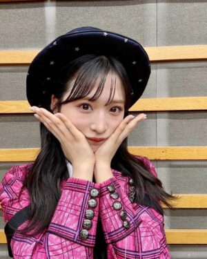 Yui Oguri Instagram - アイドルなんかじゃなかったら。

人生0に戻っても
アイドルがいいなぁ。

#FNS歌謡祭
#AKB48
#たまにはアイドルっぽい写真