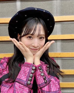 Yui Oguri Instagram - アイドルなんかじゃなかったら。

人生0に戻っても
アイドルがいいなぁ。

#FNS歌謡祭
#AKB48
#たまにはアイドルっぽい写真