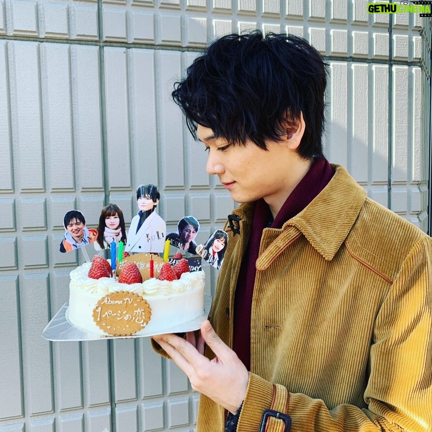 Yuki Furukawa Instagram - AbemaTV「1ページの恋 」 星野 役 2月18日よる11時〜 #橋本環奈 #板垣瑞生 #大野いと #濱田龍臣 #古川雄輝 #yukifurukawa