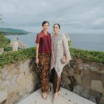 Yuki Kato Instagram - "The best thing to hold onto in life is each other."—Audrey Hepburn Have a wonderful marriage ahead and big congratulations kak @itsmebcl and kak @tikotiki 💖 #diaryukikato Amankila