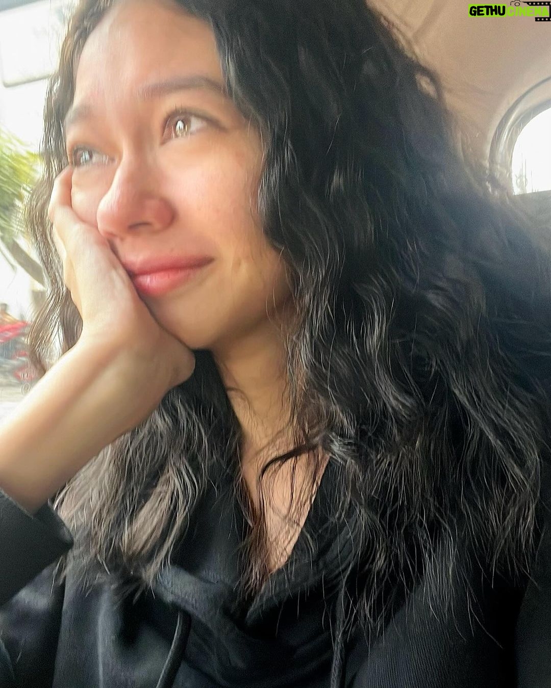 Yuki Kato Instagram - Everyone is an alien somewheređź’› Here u go, a #diaryukikato went for #yukitakonser @coldplay another bucket list checked. Blessed and grateful. Bonus foto terkahir aftermath dr konsernya, gamon sampe besoknya otw ke lokasi shooting masih aja mewek. Hehe. Jakarta, Indonesia