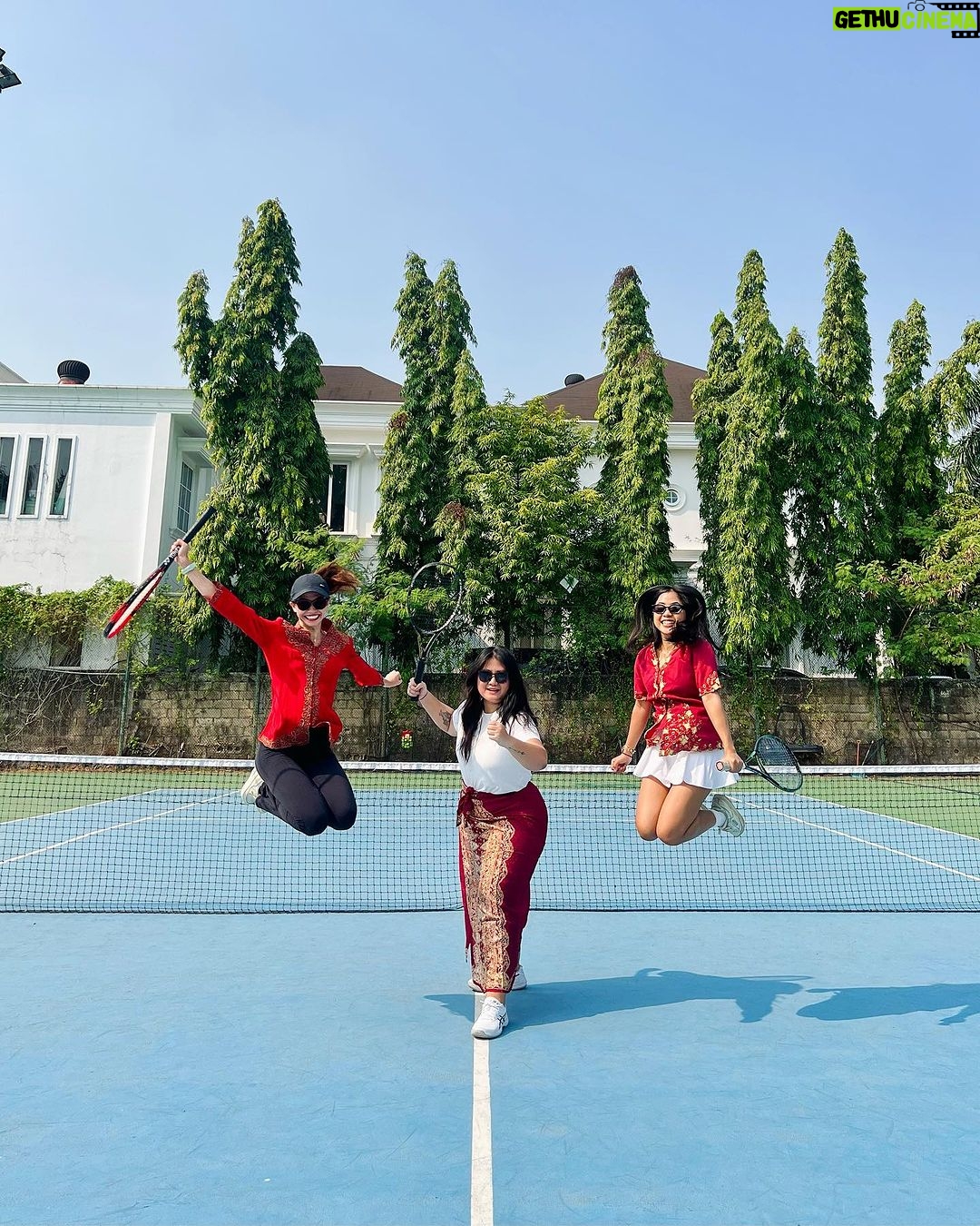 Yuki Kato Instagram - #diaryukikato mengucapkan, Dirgahayu Republik Indonesia ❤️🤍 Di tahun ke78 ini semoga tambah mantap. cinta selaluuu padamu negrikuuu. semoga nilai-nilai pancasila bisa selalu diterapkan dalam kehidupan sehari-hari. A? Miiiiiiiin ✨
