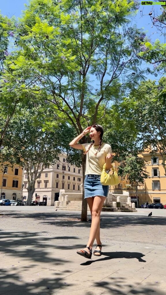 Yuki Kato Instagram - You’re cute jeans 💌 #diaryukikato Rome, Italy
