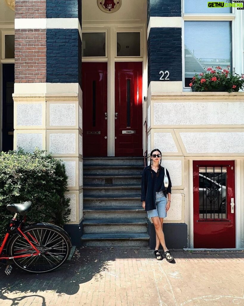 Yuki Kato Instagram - Striking shades. #diaryukikato Amsterdam, Netherlands