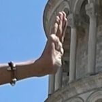 Yuki Kato Instagram – Another bucket list checked!
Menara Pisa!!! Betul miring ya bangunannya!! Dan tentu tidak aku lupakan foto turis dooong! Minta tolong sama turis yg lain untuk fotoin hehe susah juga yaa untuk foto yg clear gt wkwk kalo engga background banyak bgt org, sama mau foto yg ala2 dorong menaranya tapi kelewatan… berasa lagi tos tp dikacangin xixixi
Udah gitu aja ya #diaryukikato kali ini ✨ Torre Di Pisa