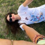 Yuki Kato Instagram - Wouldn’t it be nice tho if in Jakarta or any other cities we hv an actual park that we could lay down, hv a picnic, enjoy the trees, sky, sun/moon and just regain back positive energy from mother earth? Just saying 🫶🏻 Anyway, aku mau rekomendasi dr sobat2 online disini taman favorit yg ada didaerah kalian tinggal yaaa, siapa tau aja bisa aku sambangi hihi terima kasih sobat! #diaryukikato