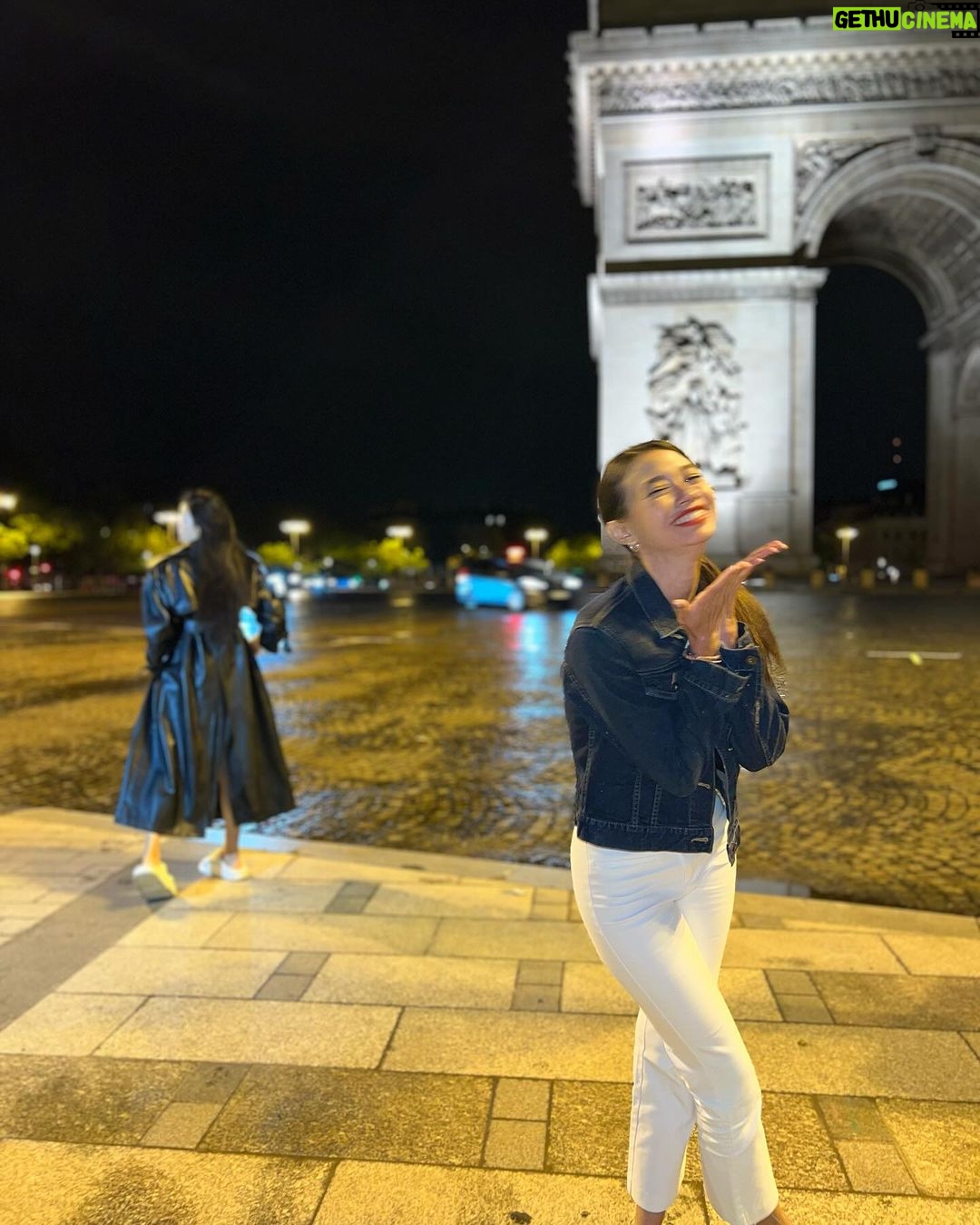 Yuki Kato Instagram - Oolala~~~ #diaryukikato melancong~~ throwback solo trip perdanaaa hehehee