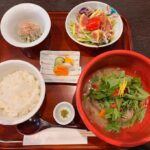 Yuko Nakazawa Instagram - ・・ 今日はお友達と ぬくゐ、さん（ @nukui2020 ）の ランチを頂いてきました。 発酵料理と 羽釜炊きぴかぴかの新米。 身体に優しくて 本当に美味しい、幸せなお昼ご飯。 ありがとうございました。 #鰯のつみれハリハリMISO汁 #自家製お漬物 #ご飯おかわりしました #大人女子　 #ほんわか #裕子の福岡の好きなお店