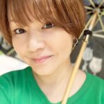 Yuko Nakazawa Instagram - ⭐︎⭐︎ 誕生日、元気に迎えました。 なんでしょう。 すごく穏やかで、気分いい １日でした。 明るい色のお洋服を着たくて グリーンを。 良いお天気だった昨日。 陽射しのおかげで より鮮やかに💚 さぁ、 新しい世代に入ったし、 何か目標でも持とうかな。 そうだなぁ、、まずは　 １日２リットルのお水を飲む。 そんな感じで、日々楽しもう☺️