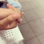 Yuko Nakazawa Instagram - ⭐︎⭐︎ 娘と地下鉄デートしました。 ニコニコ笑顔で 「お母さんとふたりー。」 と、ずっと側にいてくれて、 くっついて歩いて、娘が欲しかった本を買って、 娘が、じゃあ！と、息子が好きそうな本を選んで、 帰ってきた息子は、その本をすごく喜んで。 偶然ばったり、私のお友だちに会えて、 嬉しかったり。 そんな今日です。