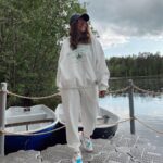 Yuliya Topolnitskaya Instagram - Мои хаотичные мысли и эмоции ✍️ • Бублик ходит чаще в салон чем я и все мои подруги (потому что мы с подругами не валяемся в грязи) ну за редким исключением такое бывает • Так и не улетела в Париж • Была на вечеринке в честь рождения Мира! Было супер!вы все знаете!счастья,любви,Мира вашей семье ! • Существует планета, предположительно состоящая из алмазов • Подготовка к 3 проектам!удачи мне • Интервальное голодание интересно • Люди,которые пытаются постоянно дать мне совет,когда я не спрашивала, посоветуйте пожалуйста себе помолчать • Приехала в Питер • Была на супер днюхе мамы подруги • Самые холодостойкие растения – это побеги тополя и березы. Их можно охладить до -196 градусов • Зачем все люди уговаривают доедать -если ты объелся • Приехала в Москву • При укусе комара под кожу человека попадает антикоагулянт (вещество, которое препятствует свертыванию крови). Поэтому место укуса очень сильно чешется. • Купила билет в Грузию Shoes : @ash_russia 🩵