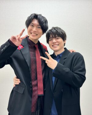 Yuma Uchida Instagram - 先日
映画「ギヴン　柊mix」の舞台挨拶に行ってまいりました。
ギヴンのアニメシリーズに参加させていただいてから早5年。
こうして、キャストが集まって皆様の前に登壇する日が来たことが嬉しかったです。

今回はどんな音が鳴るのでしょうか？
ぜひ劇場でご覧ください！
#ギヴン
#🎸
