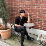Yun Sung Instagram - 내일 드콘에서 만나요🖤