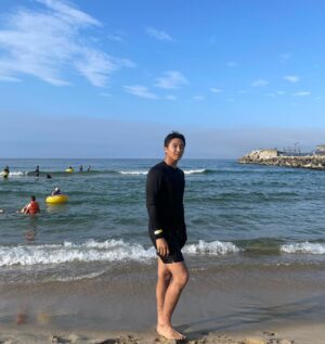 Yun Sung Instagram - 바다다!!!💙🌊🎣🐟