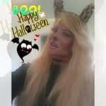 Yvette Rachelle Instagram - #happyhalloween #Boo I'm here saving #endangeredanimals #wildlife supporter #DefendersofWildlife #leopards #jaguars #tigers Be safe Have fun Be wild! #Actress #TopModel #swedishgirl eating #hershey #m&ms drinking #MilerLite Wearing #Versace #fashion #sephora makeup #ardell #Epicuren #epicurendiscovery #skincare Hugs #YvetteRachelle