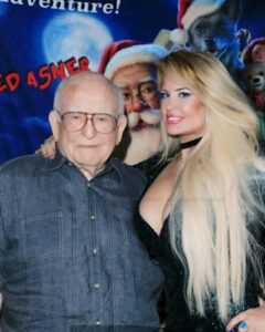 Yvette Rachelle Instagram - My #paramountpictures #Movie #Premiere #SantaStoleOurDog #Stars #Emmy Award wining #Actor #EdAsner #YvetteRachelle about #Santa accidentally stealing family #Dog. I play #Elf named Snowflake it's ho-ho-ho-larious should be a #Christmas classic comes out at #holidays Super #Cute #funny #Movie 4 entire family #Kids n dogs 2 #Love #Hugs #Actress #TopModel #doglover #defendersofwildlife