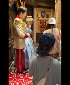 Yvonne Lim Instagram - A long missed trip back to @hkdisneyland ! 🥳😍 As we relived moments of our magical encounters from the resort to the park, we are able to do so much more with #happyAJ & #happyAlexa older...we had our favorite photo moments with our beloved Disney friends and Marvel friends...#happyAJ is so thrilled to meet his favorite #Ironman! 😍 And riding familiar favorite rides plus trying new ones where their height permits! Yay! 🥰 The reimagined Castle of Magical Dreams is now the Park’s iconic attraction and a must-visit spot for photos! 😍 Tip: For all little inspiring princesses like #happyAlexa who is able to meet #Cinderella & #PrinceCharming, you can get Disney standby passes using Hongkong Disneyland App! 😉🙌🏻 . 时隔多年，我们再次回到香港迪斯尼乐园！我们一边回味，一边带着愉快的心情拍照，玩游乐设施！😍 这次的迪斯尼之旅更加棒，孩子们长大了，我们可以尝试更多，甚至觉得时间不够呢！🥰🤣 . I am one who did my homework to make sure we enjoyed the most!!Anyone like me? 🤭😜Will be sharing more of our trip to @hkdisneyland ! 🙌🏻😍 . #HKDisneyland #ReignitetheMagic #CastleOfMagicalDreams #discoverhongkong #hellohongkong #happiestplaceonearth #myjoyandhappiness #mysunshine #familytrip #tienfamilyonthego #familymoments #亲子旅游 #亲子活动 #田家趴趴走 #平安 #健康 #感恩