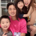 Yvonne Lim Instagram - Just in time before 8/8 ends...i still can't get over why @alextien gets to celebrate Father's Day two times a year though...😜😆🤔 . 问#happyAJ & #happyAlexa 要怎么帮爸爸庆祝，两人说一样要为爸爸做吃的...最近老公要求健康餐，于是又启动了我的machine mode..做了一系列的低卡晚餐...但就没时间做蛋糕了...😂🥰 . ㊗️ 我的“大儿子” @alextien ”爸爸” 节快乐！ 我们爱你哦！😘🙌🏻 . #happy88day #88父亲节快乐 #chickencoldsobanoodles #lemonsteak #viralsalmoncups #mexicangrilledcornnocheese #healthysandwich #平安 #健康 #感恩
