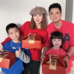 Yvonne Lim Instagram - Anyone has CNY anxiety like me? 🤔 Told myself to take a CNY break this year...not gonna do anything just rest...but i failed again when friends mentioned they missed my cny pineapple balls...😂😜 . Presenting handmade chinese new year goodies made from the heart..huat ah! 🙌🏻 . 孩子们又看到我熬夜马不停蹄地搓搓捏捏手工制作新年礼盒的凤梨酥，费南雪了..🥰😝 . 一份心意，诚意及祝福...向大家介绍我的新年礼盒《好运“龙”来》！🧧🐲 . 经典旺旺来凤梨酥，加上 @alextien 取名为黄金万两凤梨费南雪(Financiers) 还有 “龍宝平安”！你们会喜欢吗？😍😄 . #dragonyeariscoming #chinesenewyeargoodies #chinesenewyeargiftbox #homemade #madewithlove #bakedwithlove #happymummy #myjoyandhappiness #mysunshine #还在赶货中 #朋友们喜欢我就开心 #平安 #健康 #感恩 #