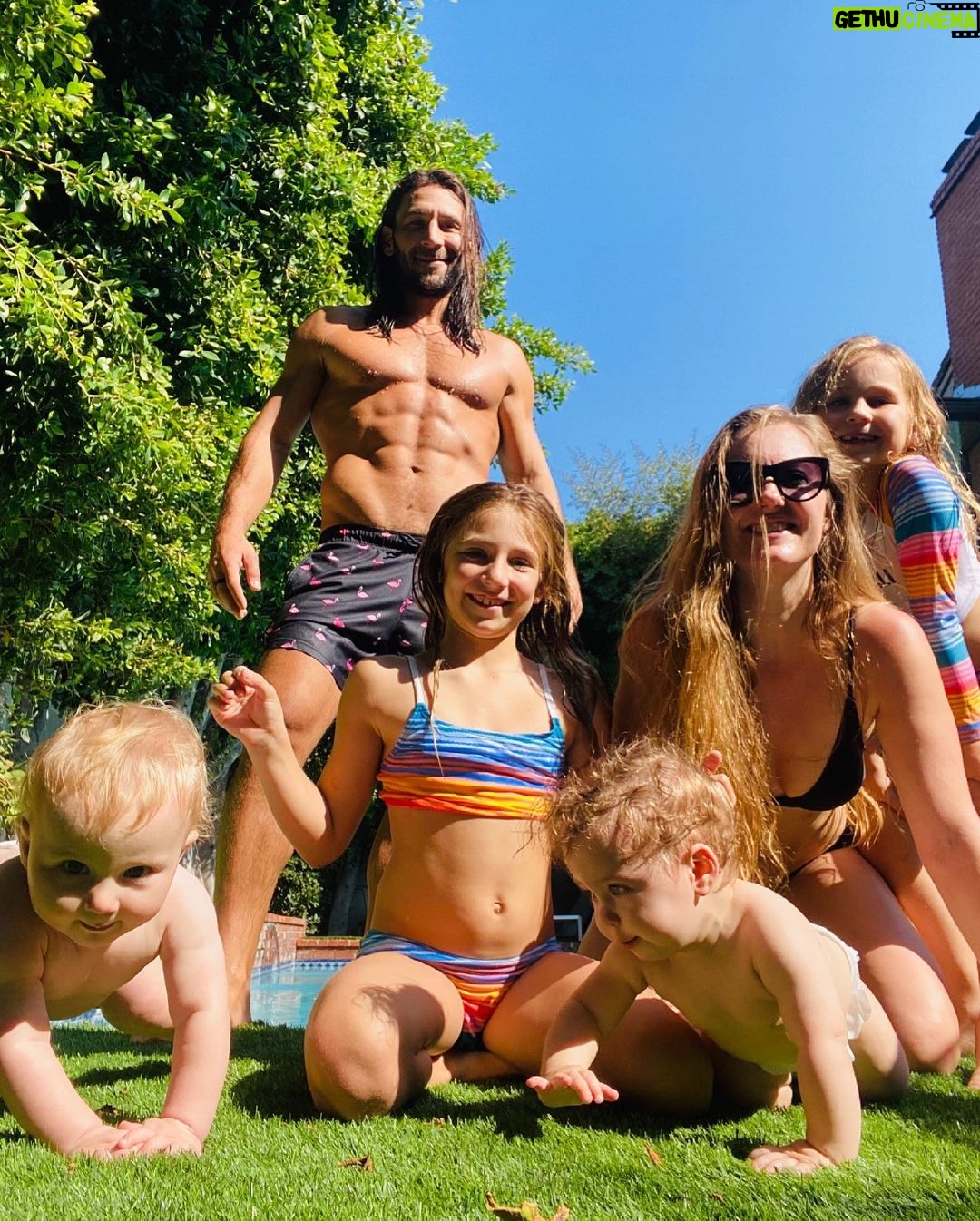 Zach McGowan - 15K Likes - Happy Mother’s Day to all the bringers of life but especially to my wife @beingbossmama and my mother @brendamcgowan13 for being the best mommas ever ❤️