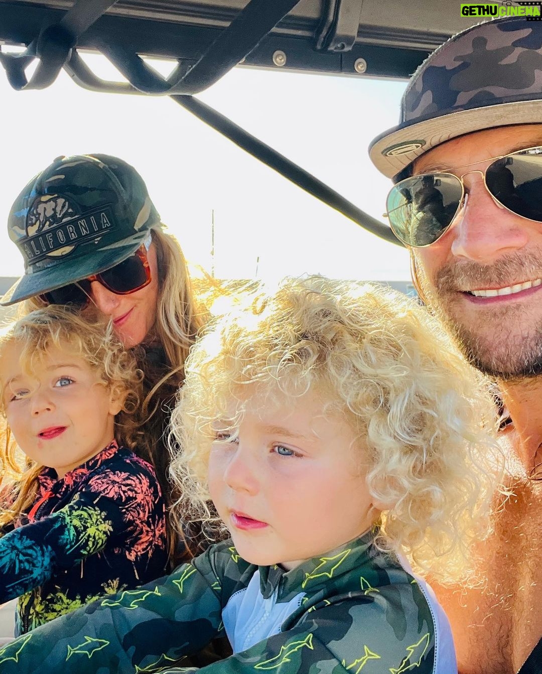 Zach McGowan - 13.1K Likes - Fun times in Malibu yesterday. Making it look easy is one of our specialties. Thanks to our friends for having us and big thanks to @shiriappleby for getting us all in one frame which is no small task ✌️❤️🍻
FYI that is the first pineapple guava from trees we planted last spring. ❤️