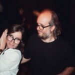 Zahara Instagram - Estas dos personitas tocamos hoy en Ermua con nuestro proyecto @_soy_juno. Después de haber acabado mi gira me hace muy feliz seguir subiéndome a escenarios con @perarnauiv y hacer música juntas. Nos lo pasamos increíble y aprendemos en cada concierto. Hoy será en Ermua Antzokia Apertura a las 20.00 Concierto 20.30 El jueves 21 será el último concierto del año en Zamora y después nos encerraremos unas semanas a preparar el nuevo _limbo para que la gira del 24 sea una experiencia diferente. Ya tenemos confirmado Madrid en el @beeweekfest 🤗 Tenéis todas las entradas en nuestra web soyjuno.com 🔥