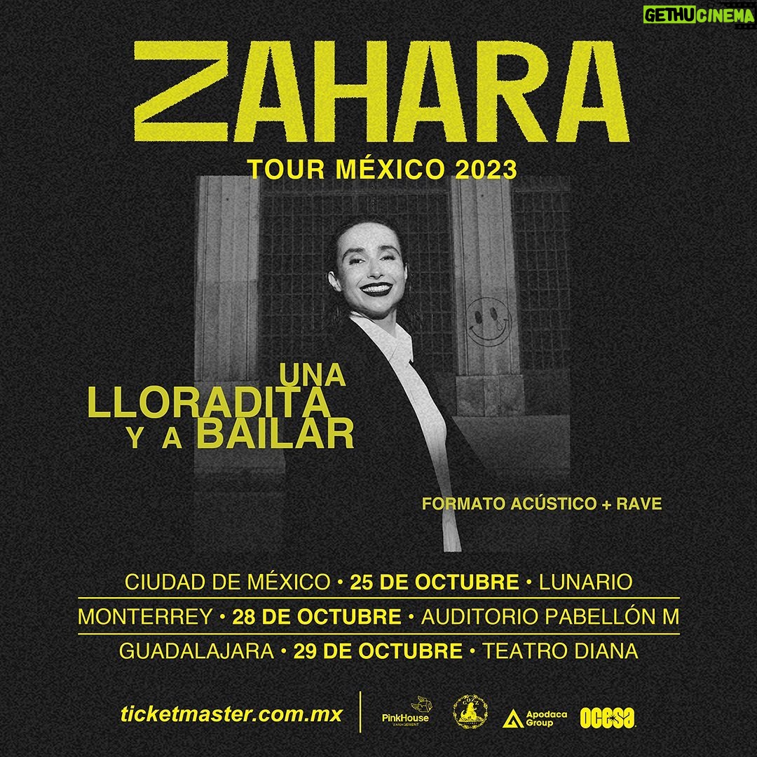Zahara Instagram - Volvemos a México 🇲🇽 este año para dar tres conciertos muy especiales en Ciudad de México, Monterrey y Guadalajara. Cada vez que voy flipo con la energía que tenéis, con vuestra manera de amar la música y con el cariño que me dais; así que me hace inmensamente feliz volver para allá en octubre y hacerlo además con un formato muy especial, con este "Una lloradita y a bailar" que mezclará mi lado más corta venas en acústico, con la fiesta y el baile de la rave. Porque sí, aunque el show comenzará con un poquito de bajona para recordar viejos tiempos y no dejar a nadie con las ganas 😜, enseguida nos pondremos el traje negro y empezaremos a bailar. Se vienen conmigo @perarnauiv , @manuelcabezali , @olggasuarez , @mariajoggomez y toda mi crew para, entre todas, haceros disfrutar de este show lleno de música y baile, pero también de reivindicación y reflexión. Mañana mismo se ponen los boletos a la venta en Ticketmaster. Os compartiré los links en mis stories en cuanto estén disponibles 🙂 Muchas gracias a @ocesa, @apodacagroup por hacerlo posible y como siempre también a mis queridos @pinkhousemgmt . 🗓️Fechas 🟢CIUDAD DE MÉXICO · 25 de octubre · Lunario ⚪️MONTERREY · 28 de octubre · Auditorio Pabellón M 🔴GUADALAJARA · 29 de octubre · Teatro Diana Foto @beigott_noemielias Maquillaje @burdampi Estilismo @estelabenitez_stylist