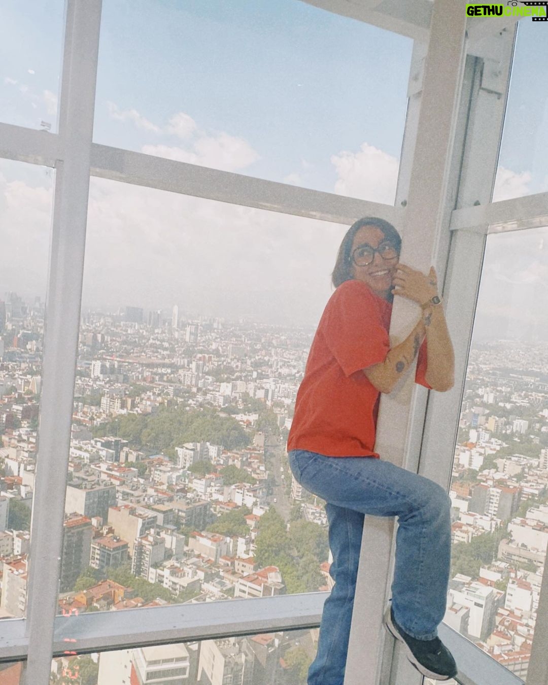 Zahara Instagram - Hoy, en señoras con vértigo… Mexico City, Mexico