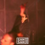 Zahara Instagram - Gracias, @sansanfestival por cuidarnos tanto. Me duele cada centímetro de mi ser, pero mereció la pena. Esta propuesta la haremos muy pocas veces este año y eso hace que se nos dejemos la vida cada vez, desde que escuchamos el manifiesto con el que abrimos hasta el último acorde de Flowers. Gracias a @ainhoalaucirica, @javierbragado y @patrymartinphoto por las fotos. 🖤🖤🖤🖤🖤 🕴️🕴️🕴️🕴️🕴️ SanSan Festival