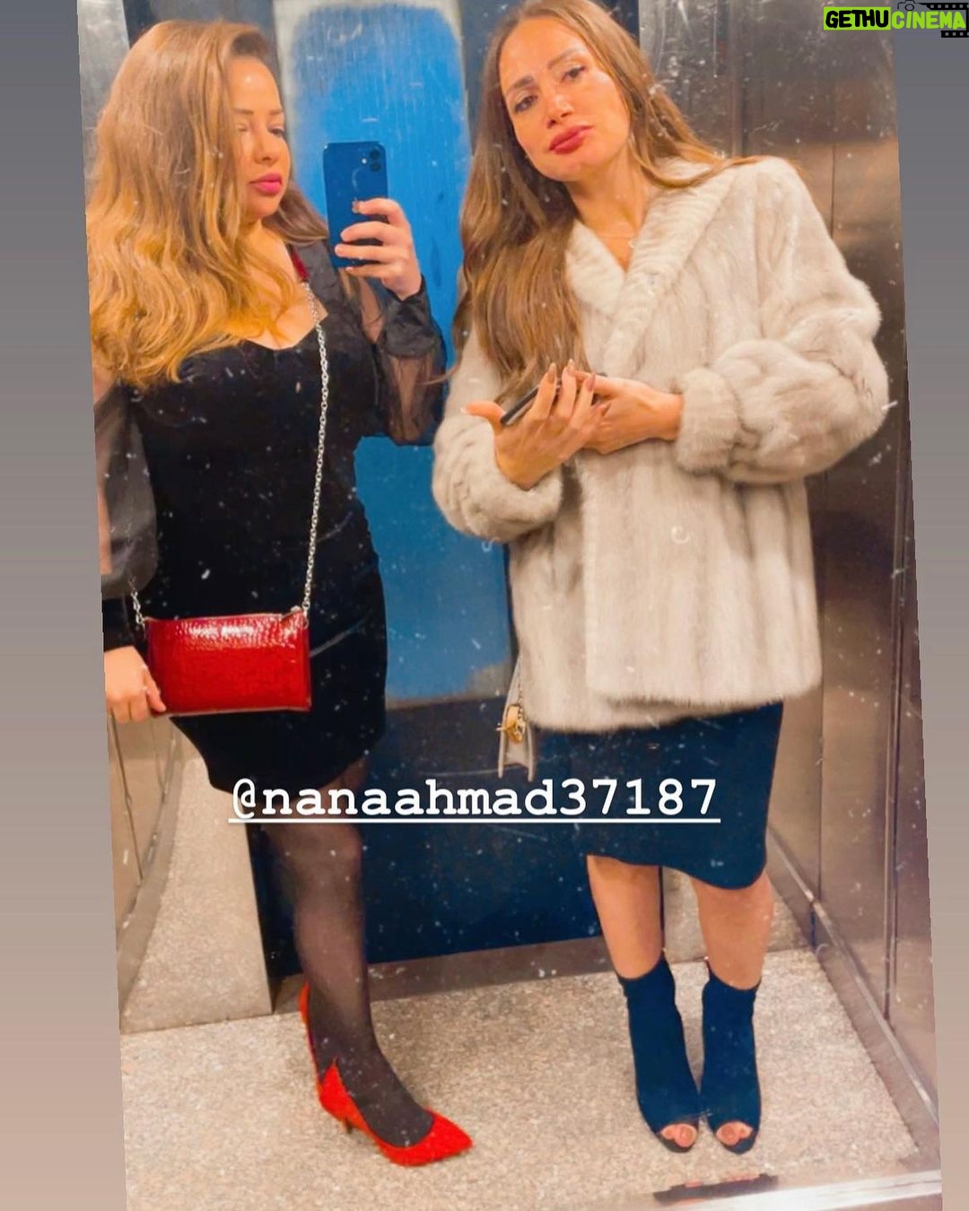 Zahra ElHaroufi - 81 Likes - Girls night out
#nightout